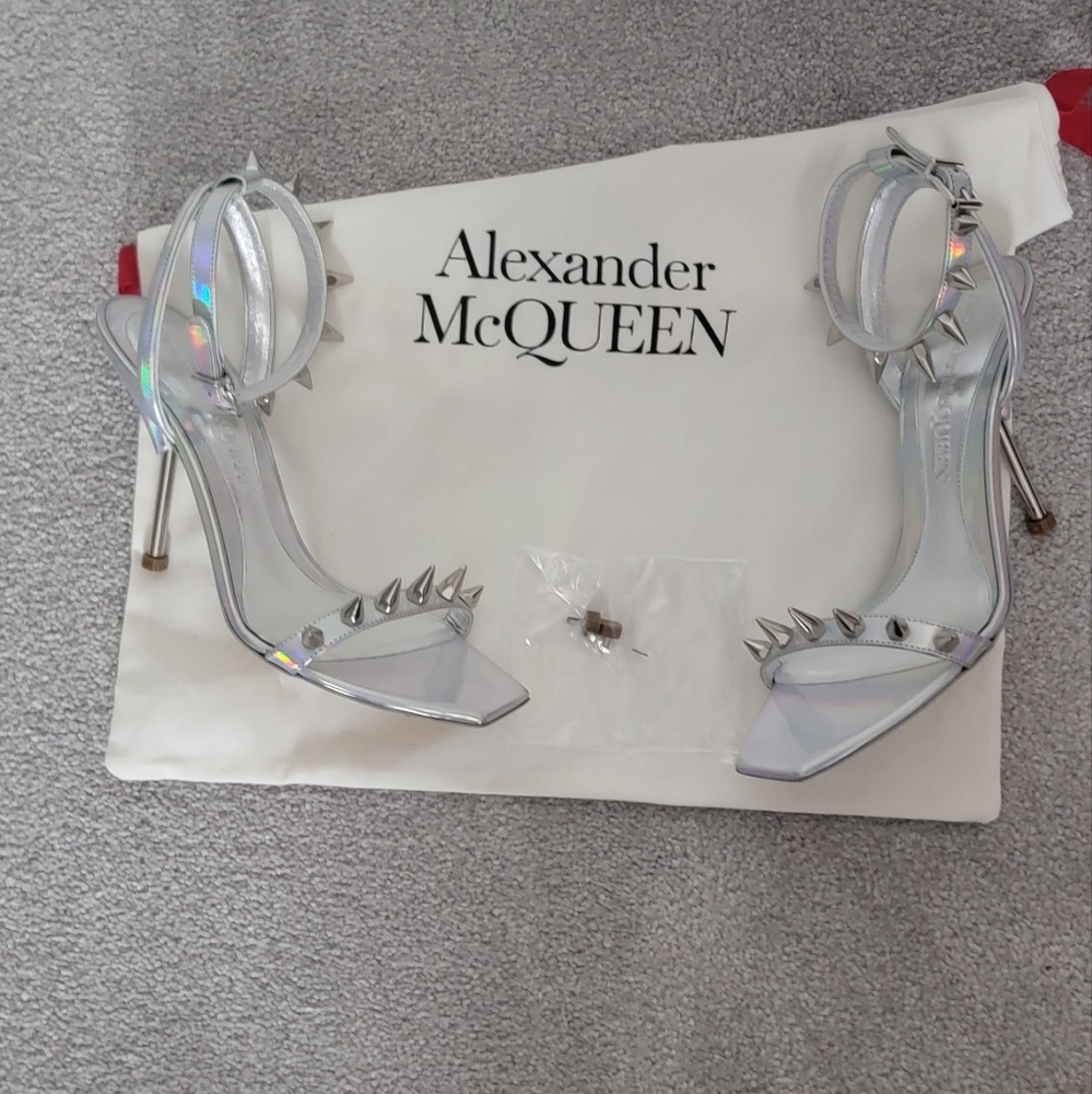 Alexander McQueen Spiked Sandals heels silver size 37.5 (US 7.5)